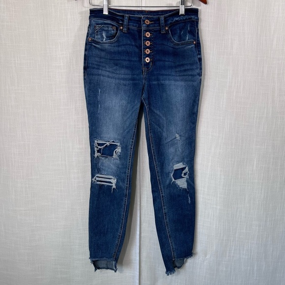 Maurice’s High Rise Button Fly Cropped Ankle Raw Hem Distressed Jeans Sz 10 - Picture 2 of 16